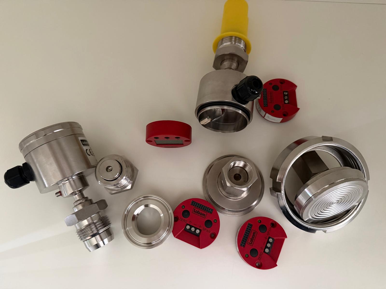 Labom CV3110-A1059-F10-H1100-M1-N10-T4-T20-K1085-K80